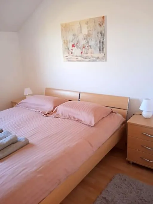 Apartment Tic Medulin 0*,